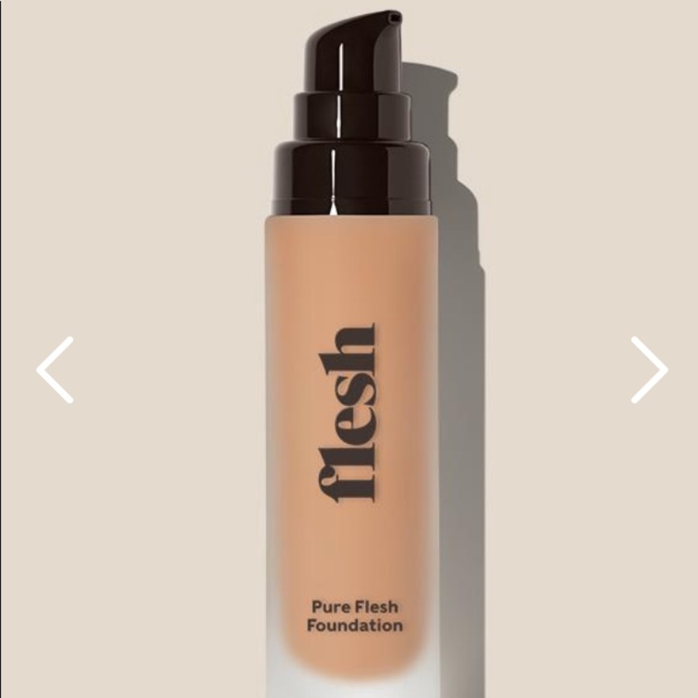 Pure Flesh liquid foundation ~ shade Birthday Cake 07